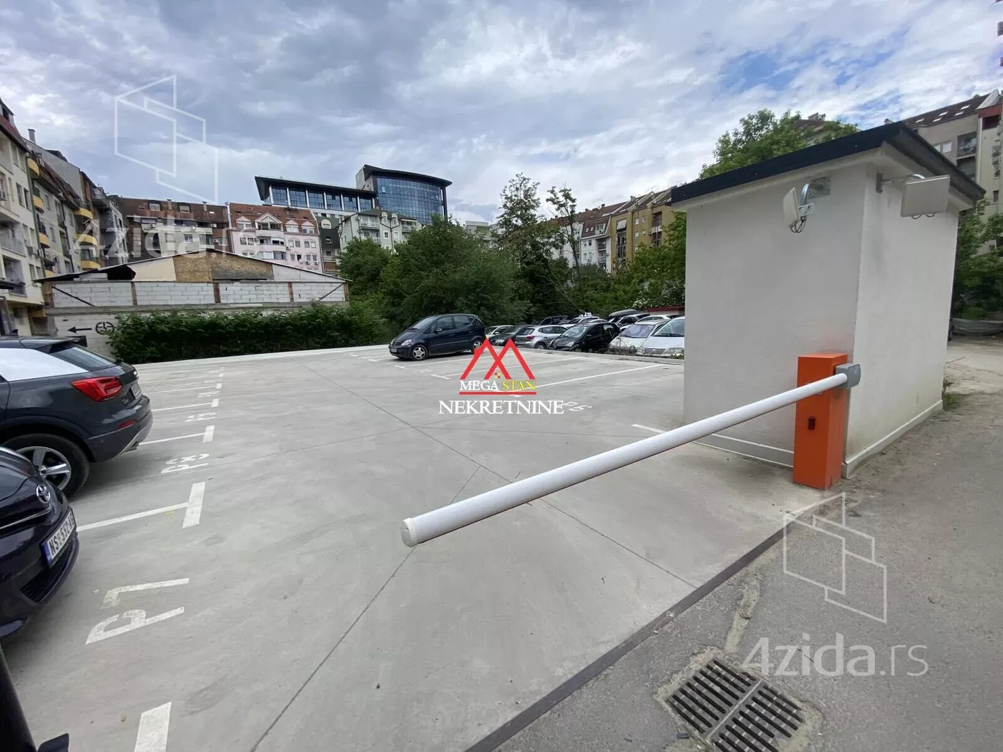 Parking | 4zida