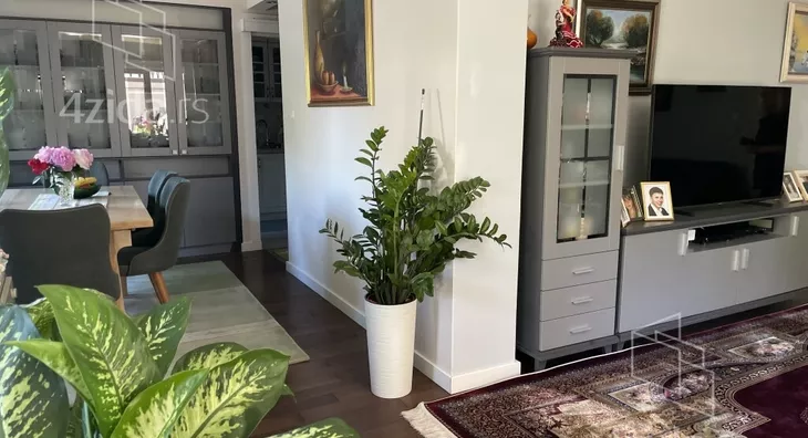 6-etažna kuća | 4zida