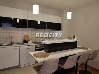 Pavla Papa | 4zida.rs