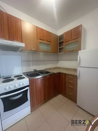 Železnička stanica | 4zida.rs