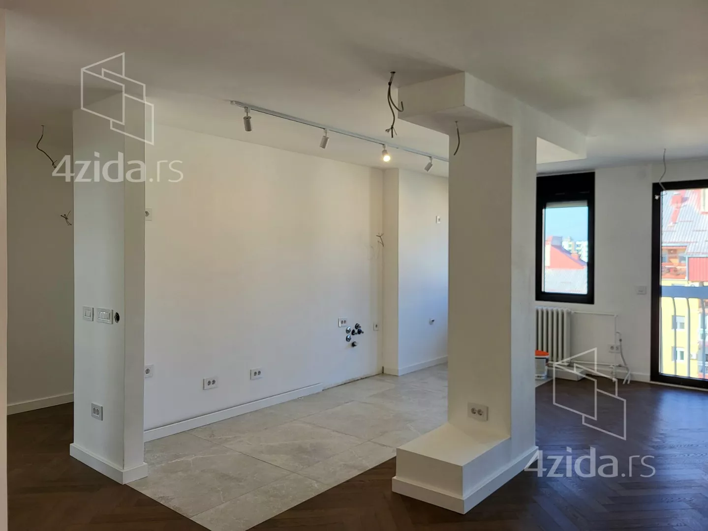 Petosoban stan | 4zida