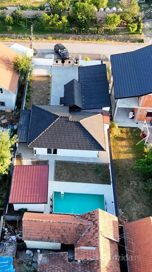 Kuća | 4zida