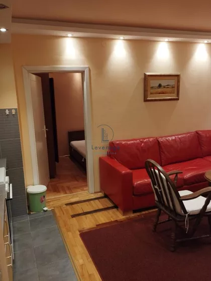 Sestara Janković | 4zida.rs