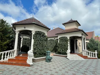 Okolne lokacije | 4zida.rs