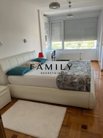 Bulevar Patrijarha Pavla (Somborski Bulevar) | 4zida.rs