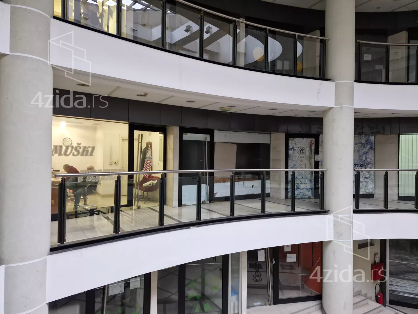 Poslovni prostor | 4zida