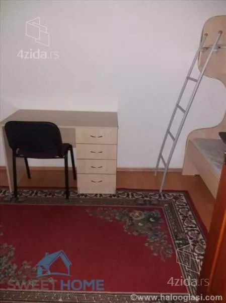 Petosoban stan | 4zida