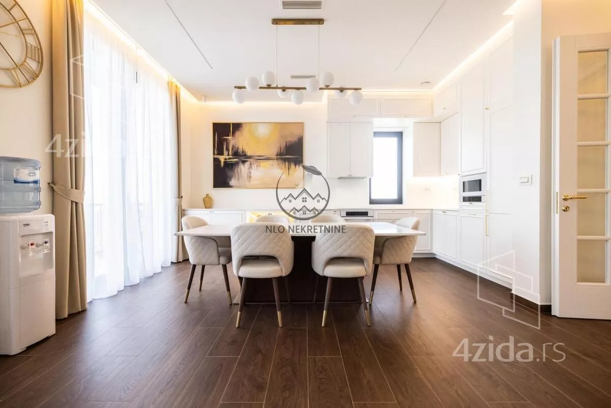 Petosoban stan | 4zida