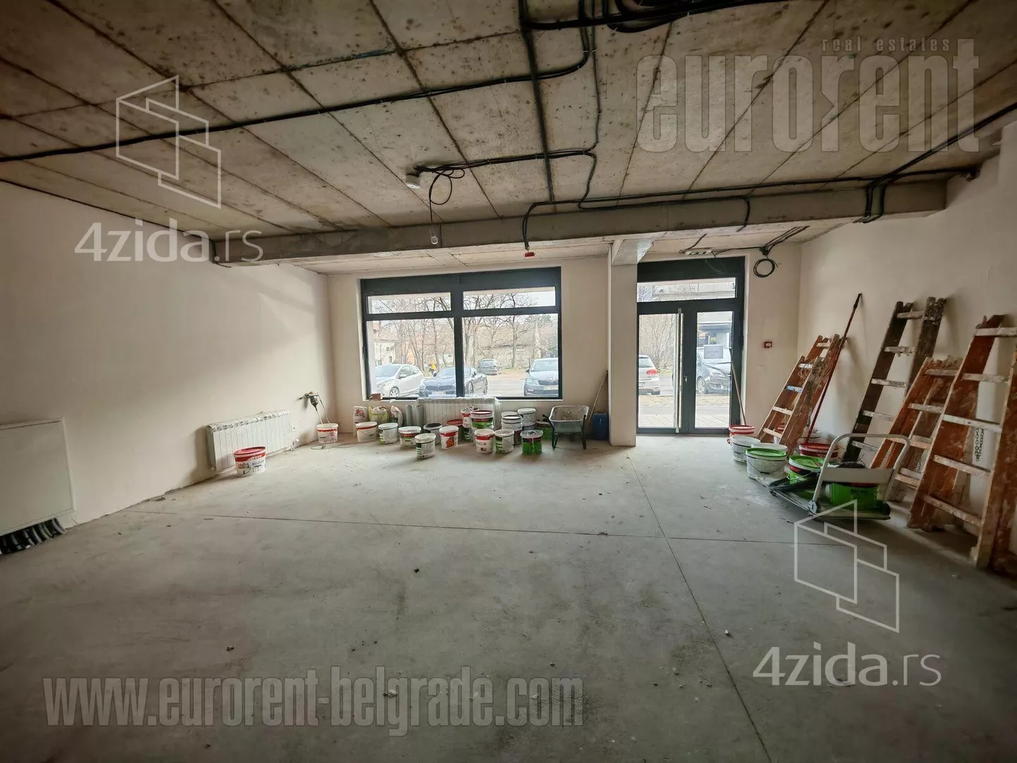 Poslovni prostor | 4zida