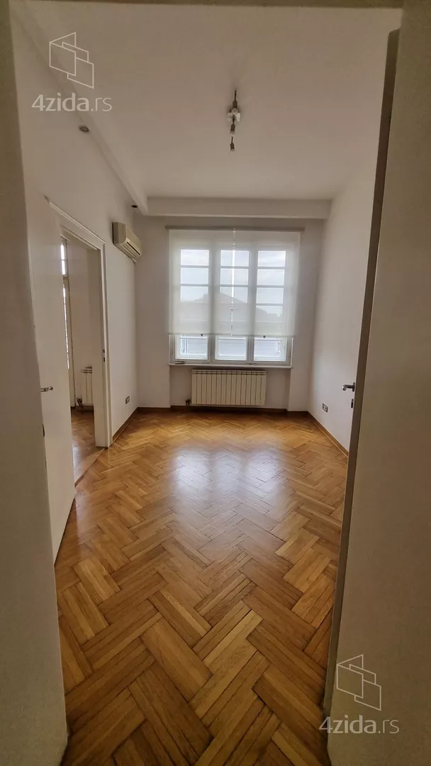 Kancelarija | 4zida