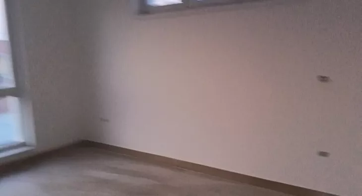 Poslovna zgrada | 4zida