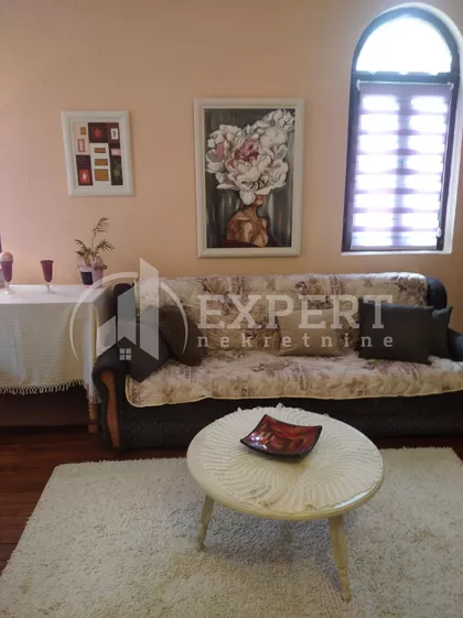 Vardarska | 4zida.rs