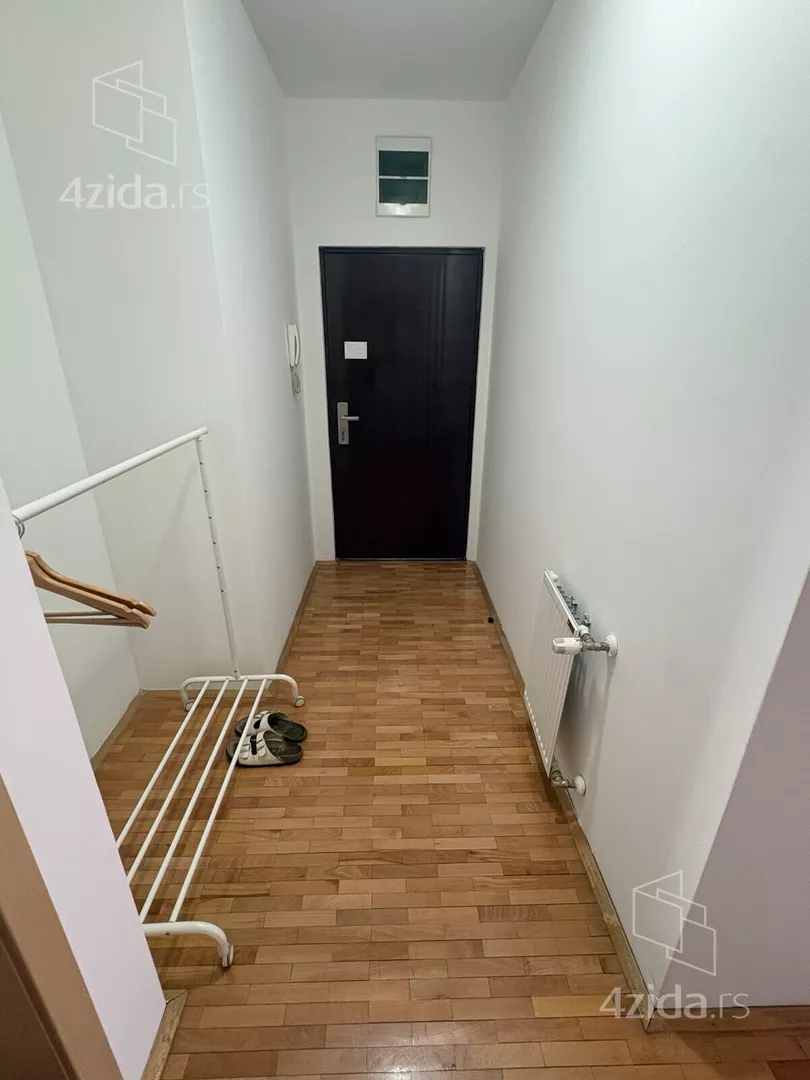 Продается трехкомнатная квартира, Центр, 159.000€, 60m² — фото