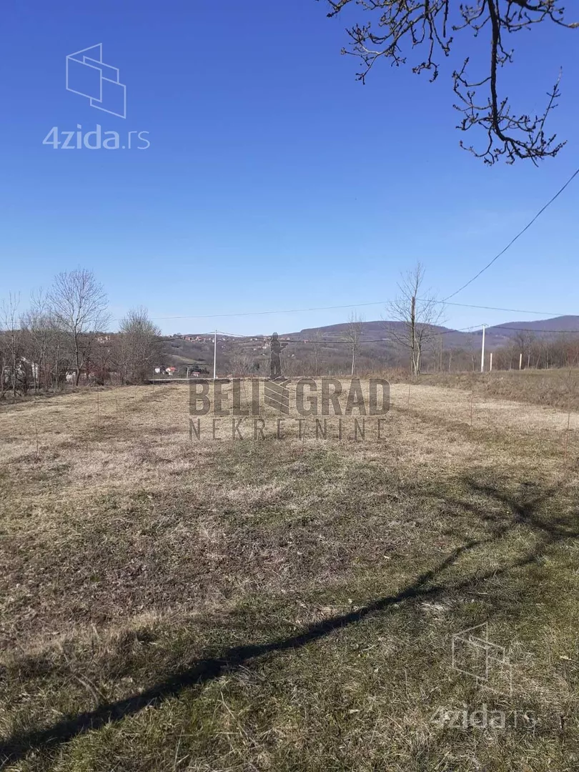 Plac | 4zida