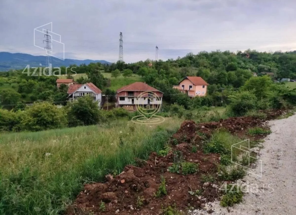 Plac | 4zida