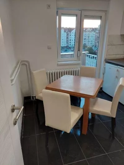 Železnička stanica | 4zida.rs