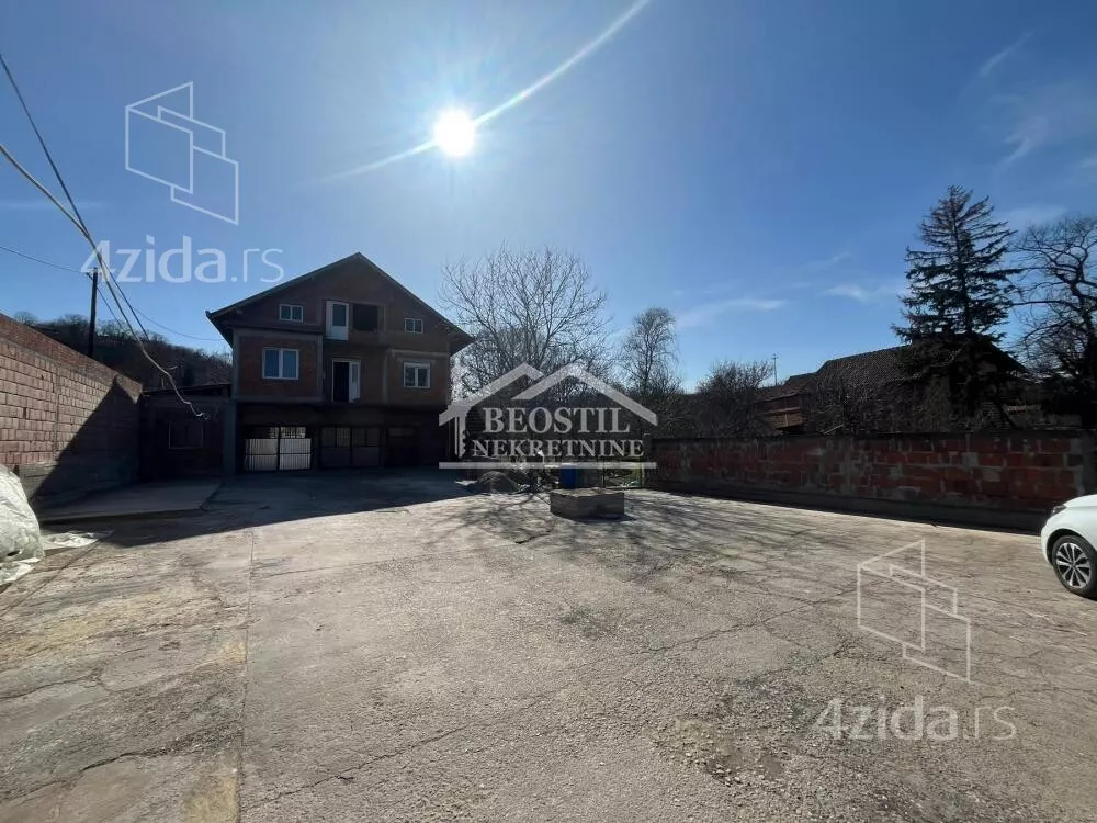 Građevinsko zemljište | 4zida