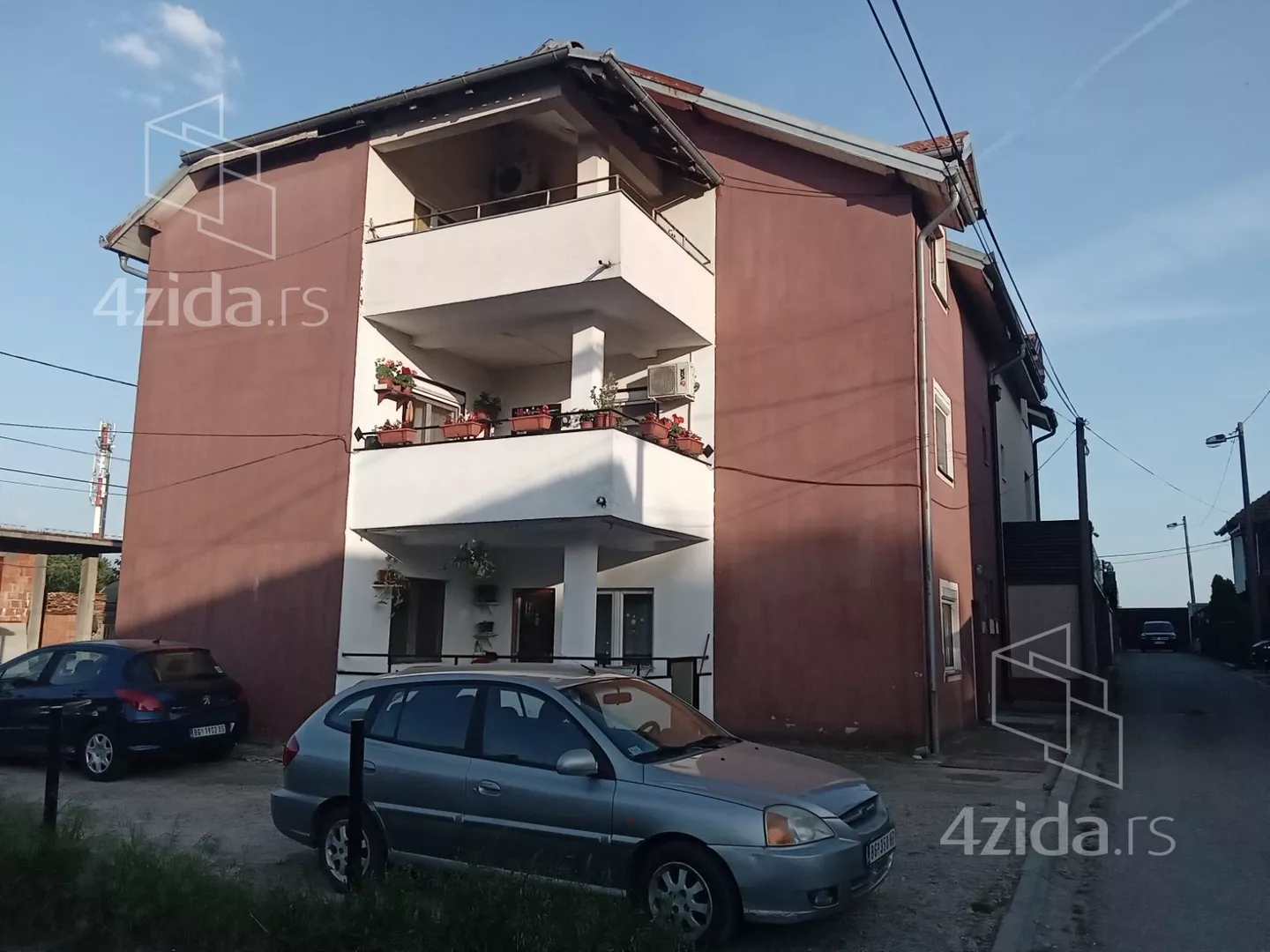 Četvorosoban stan | 4zida