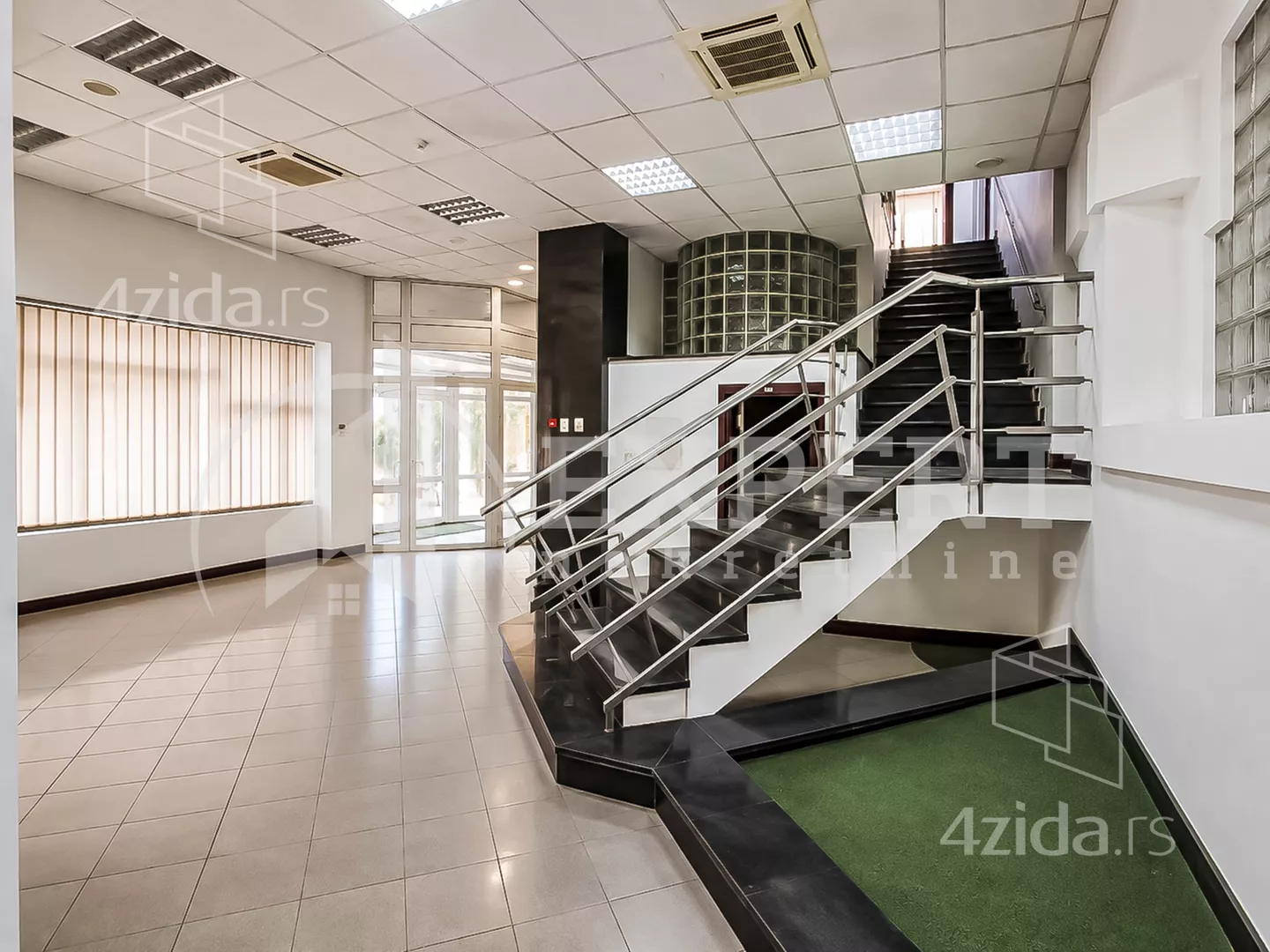 Lokal | 4zida