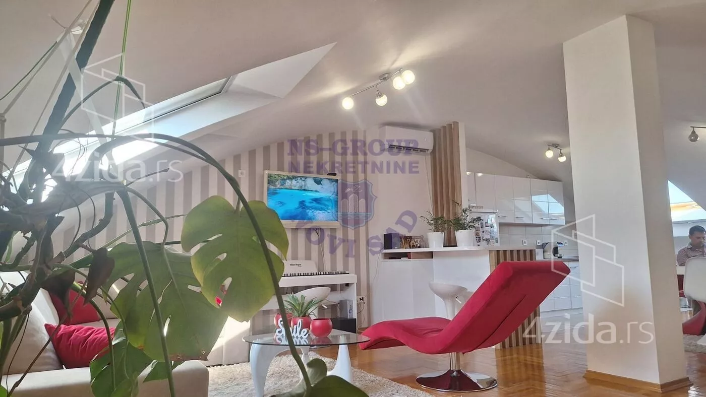 Troiposoban stan | 4zida