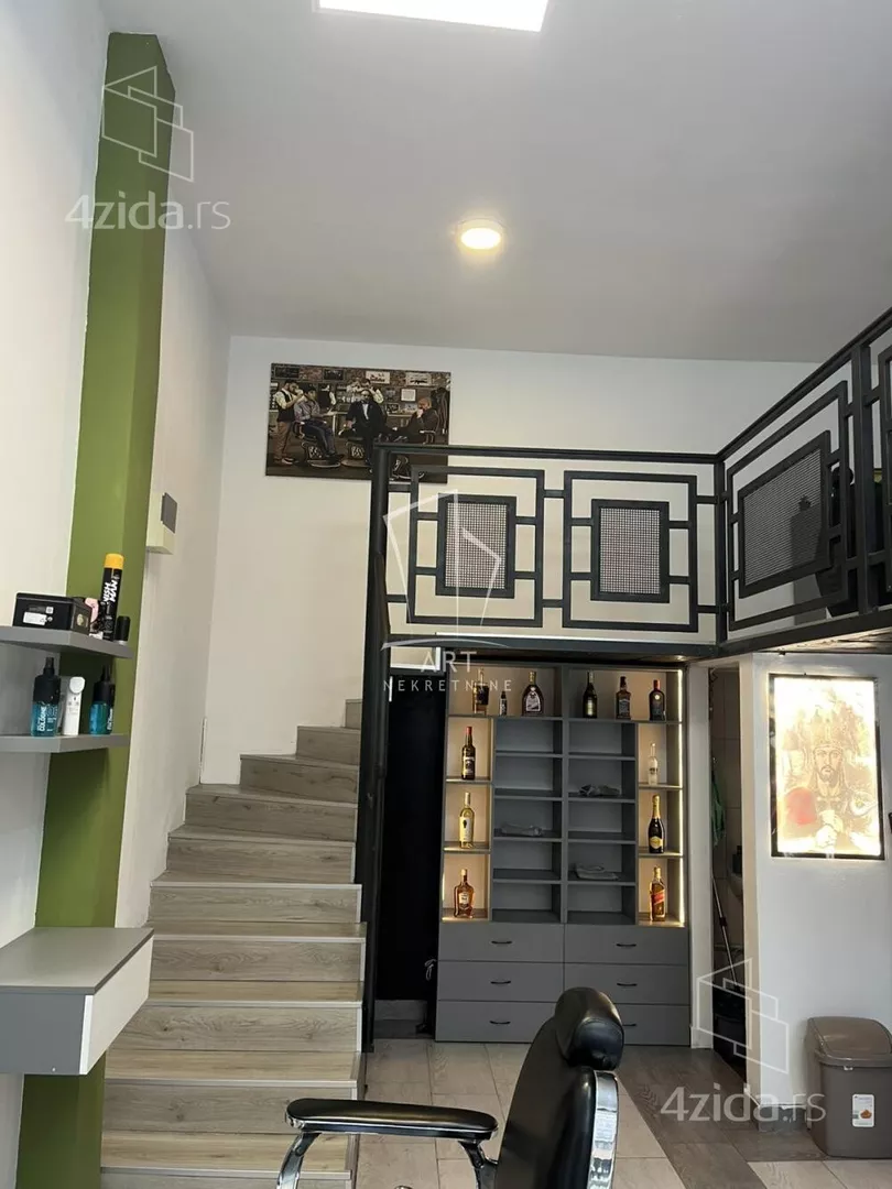 Lokal | 4zida