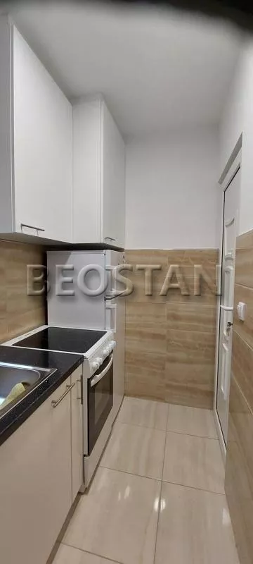 Zvecanska | 4zida.rs