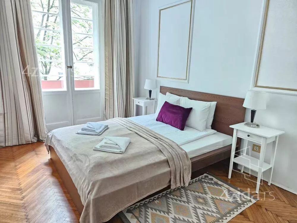 Četvoroiposoban stan | 4zida