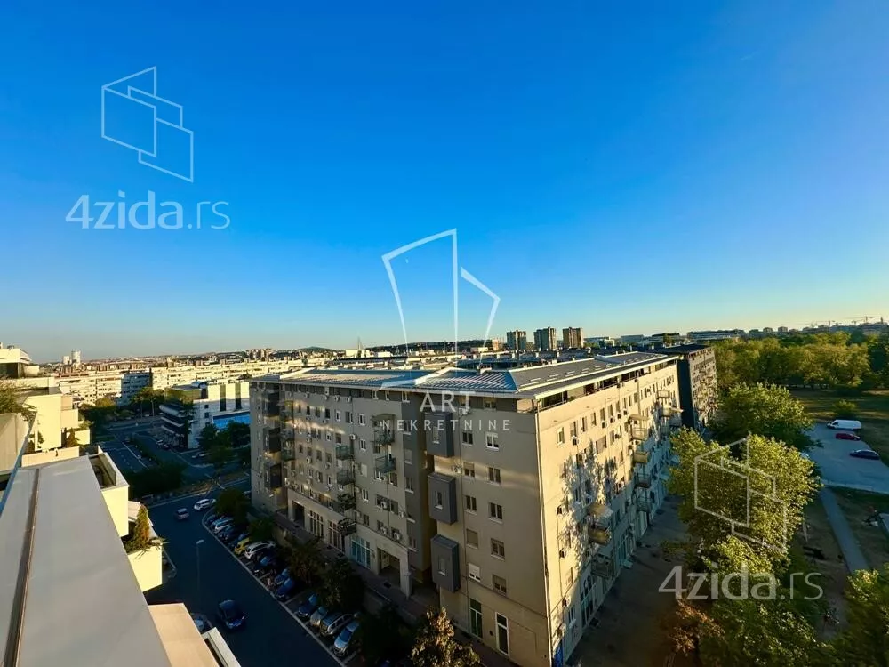 Petosoban stan | 4zida