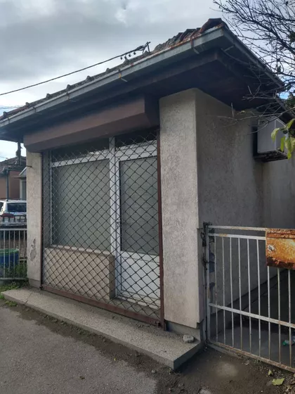 Trg Fontana | 4zida.rs