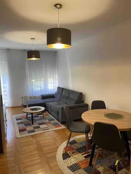Novi Sad - Centar | 4zida.rs