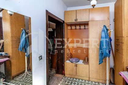 Ivana Milutinovića | 4zida.rs