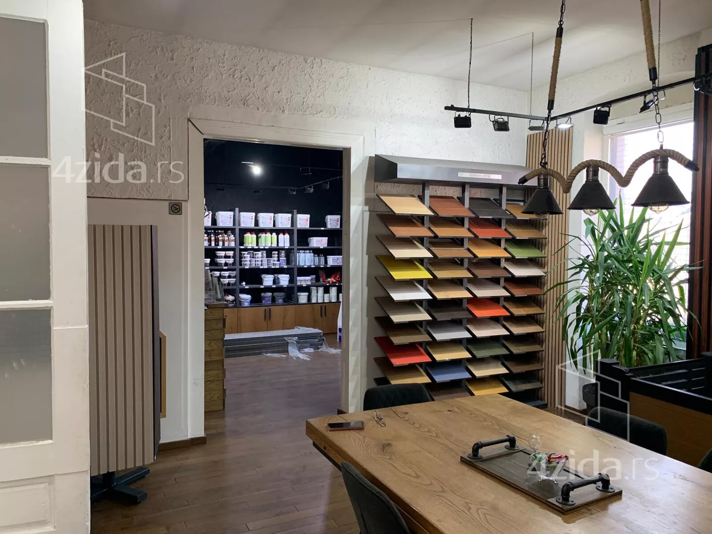 Poslovni prostor | 4zida