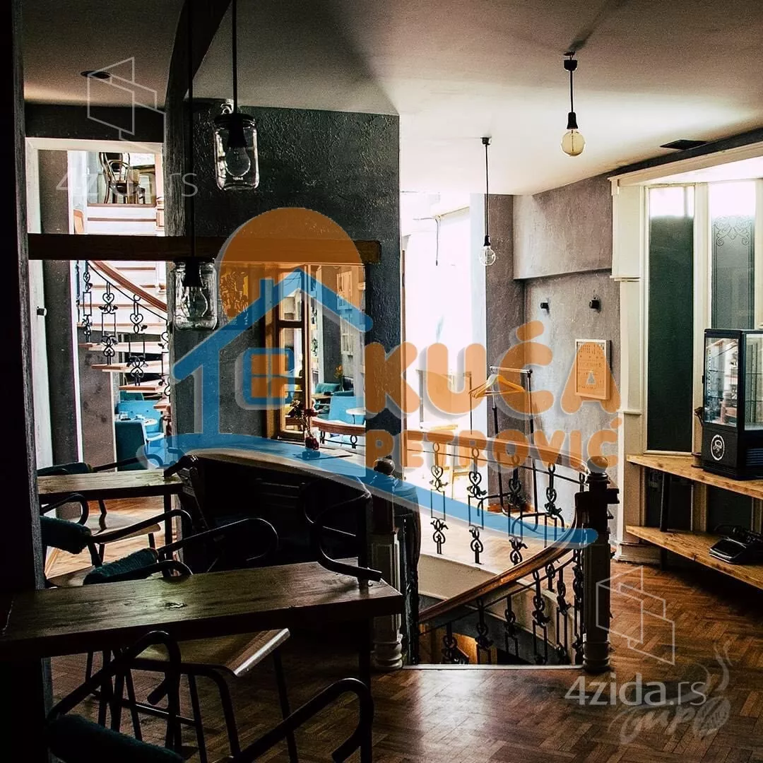 Lokal | 4zida