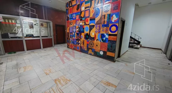 Poslovni prostor | 4zida
