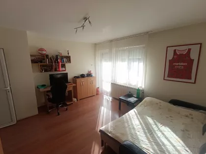 Letnjikovac | 4zida.rs