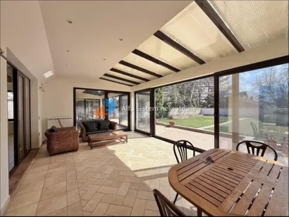 Golf Naselje | 4zida.rs