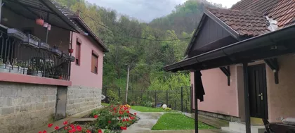 Zagrađe | 4zida.rs
