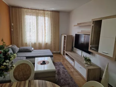 Karađorđeva 27