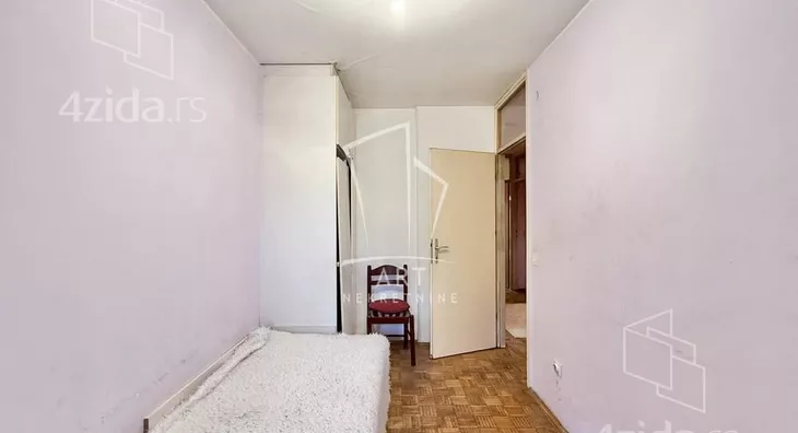 Četvoroiposoban stan | 4zida