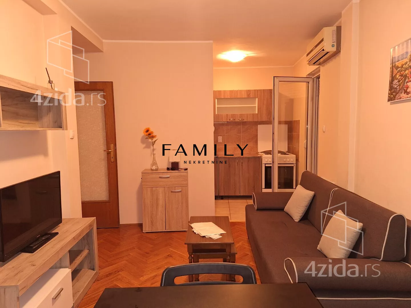 Jednoiposoban stan | 4zida