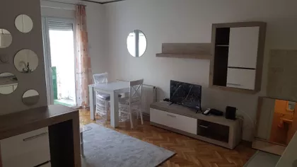 Hadži Ruvimova | 4zida.rs