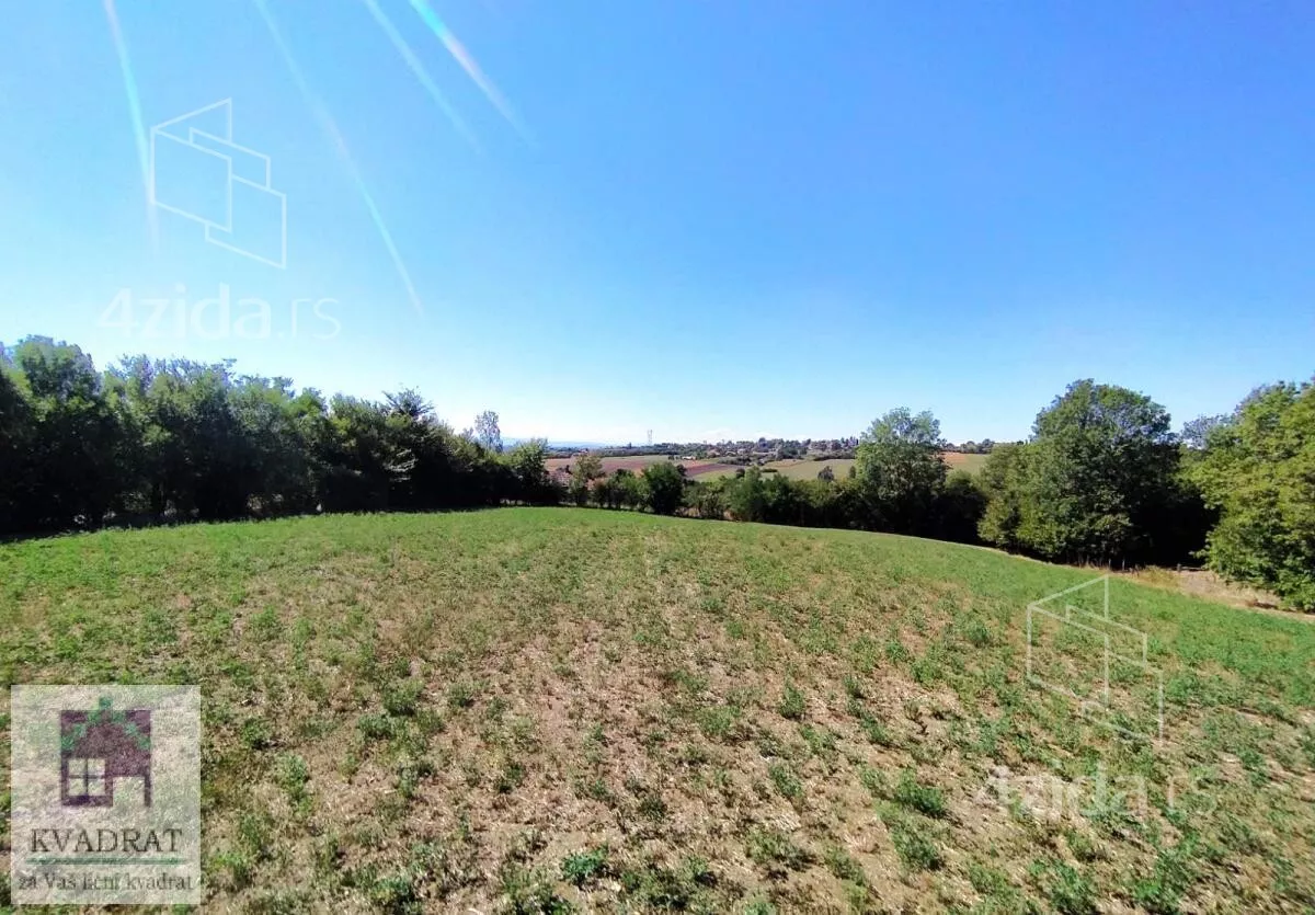 Plac | 4zida