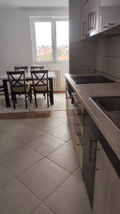 Vladimira Rolovića 43 | 4zida.rs
