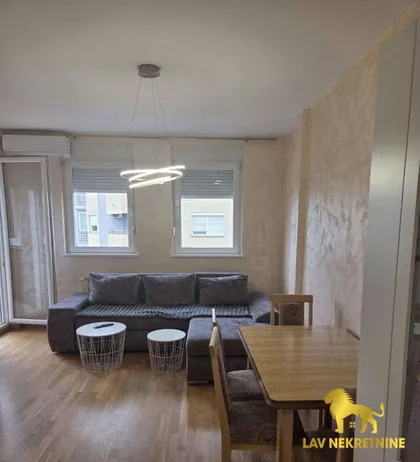 SOMBORSKA | 4zida.rs