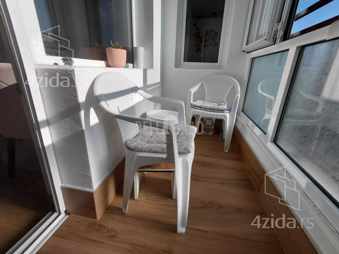 Troiposoban stan | 4zida