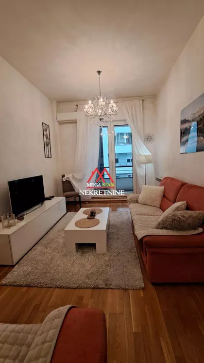 Bulevar Oslobođenja | 4zida.rs