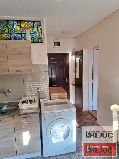 Železnička stanica | 4zida.rs