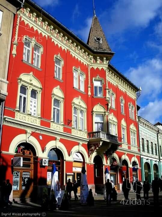Commercial space for rent, Square cara Jovana Nenada, 350€, 52m² — photo
