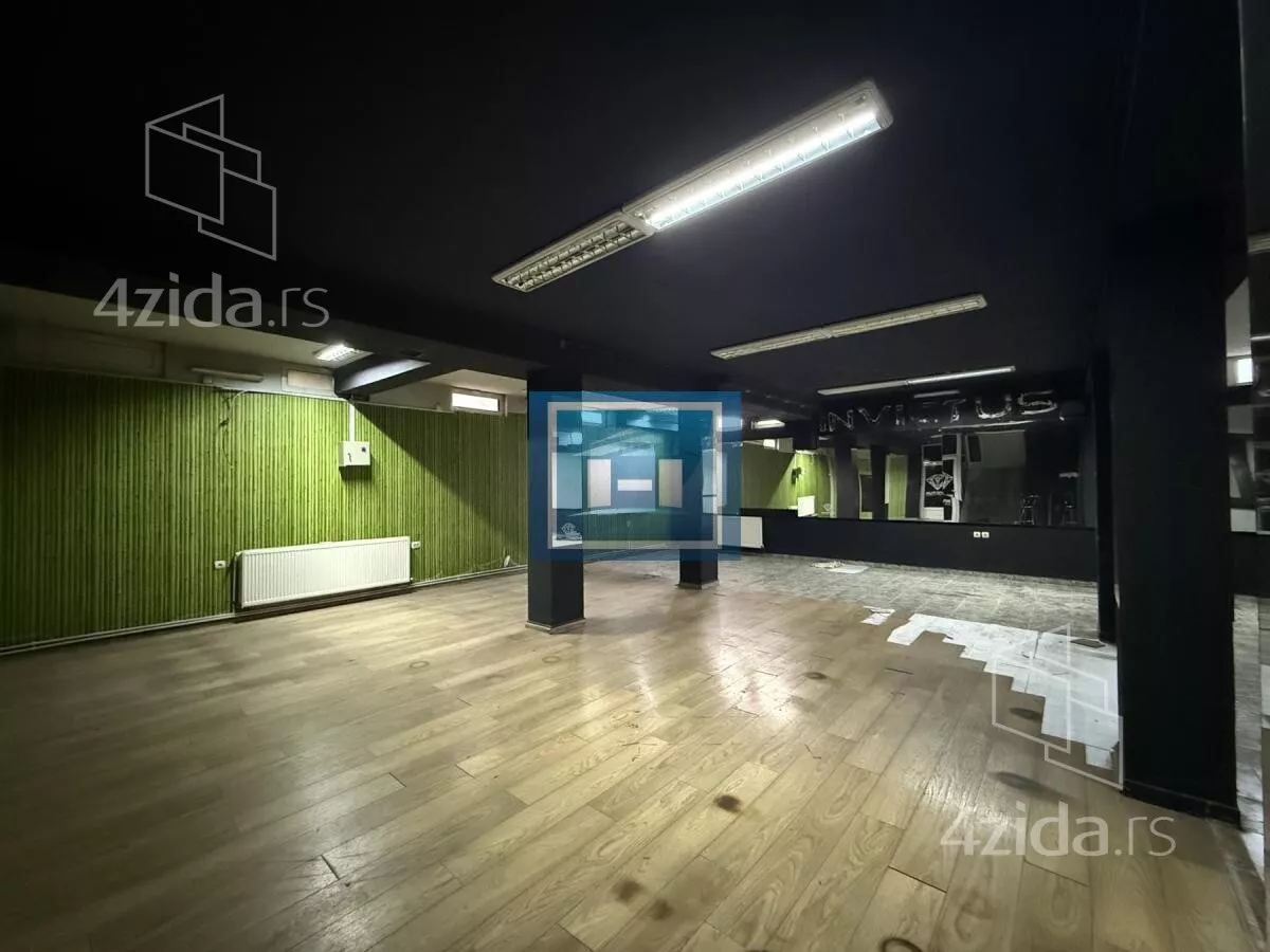 Poslovni prostor | 4zida