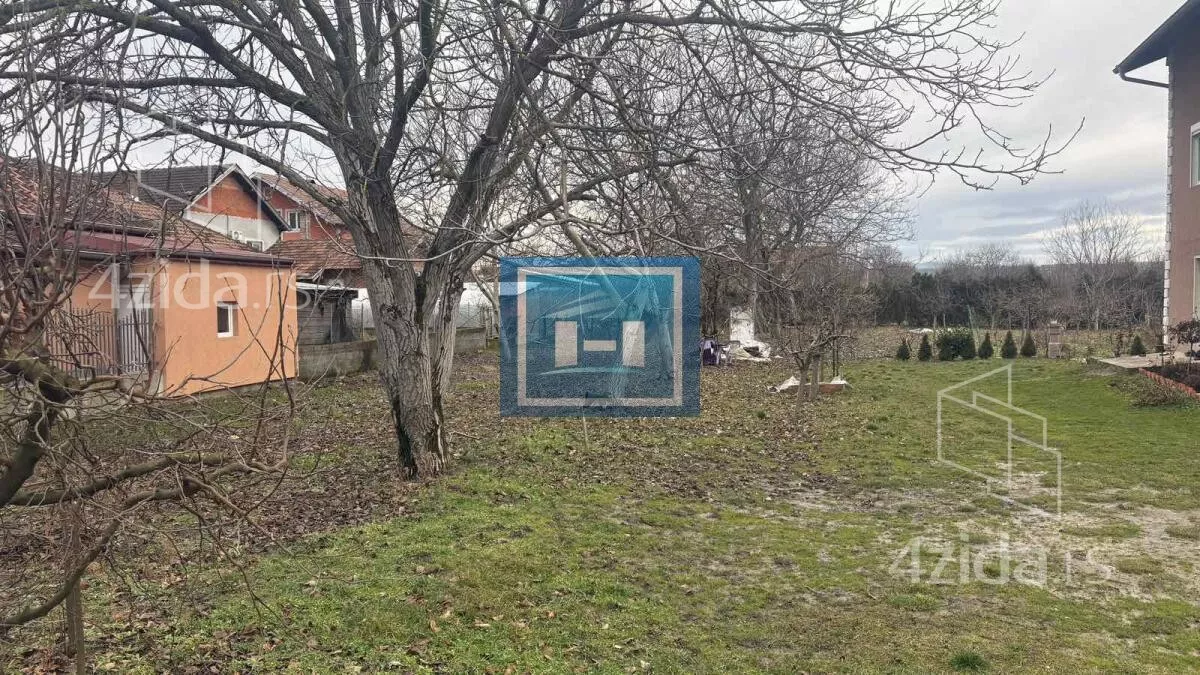 Građevinsko zemljište | 4zida